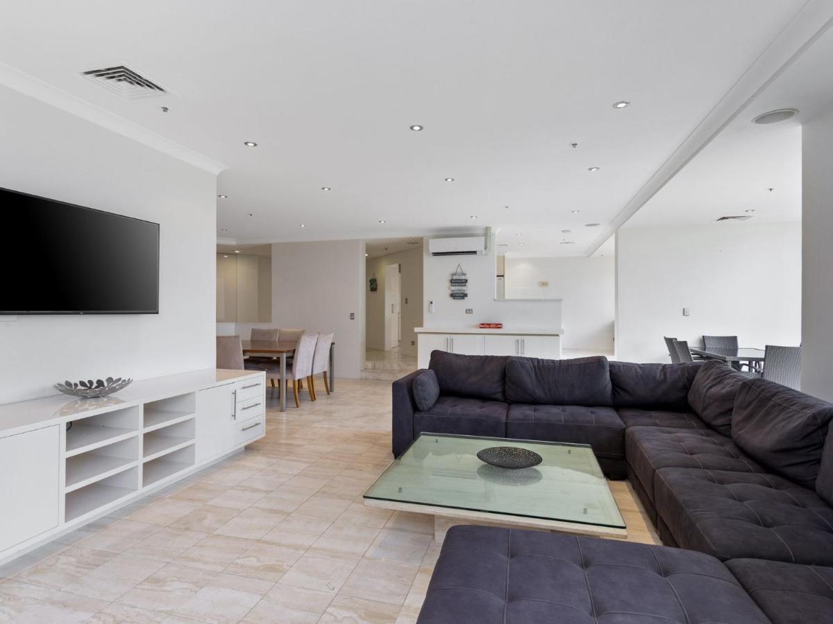 Apartment Spacious 3 Bedroom Family *